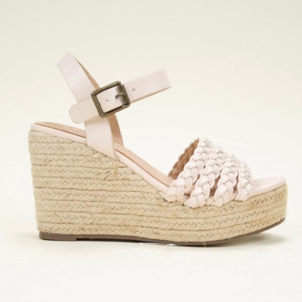 NWB Ccocci Nude Wedge Heels